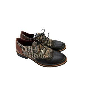 (NWT) L'ARTISTE MUGGIASTI SIZE 10.5 NEW IN BOX MSRP: $129.00